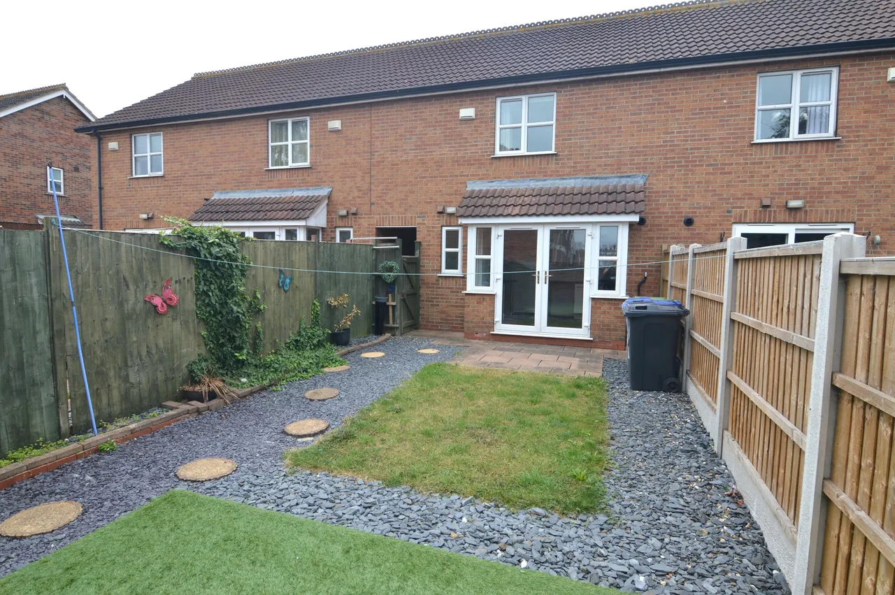Bramble Close, Grimsby, Lincolnshire, DN31 2DB, photo 14