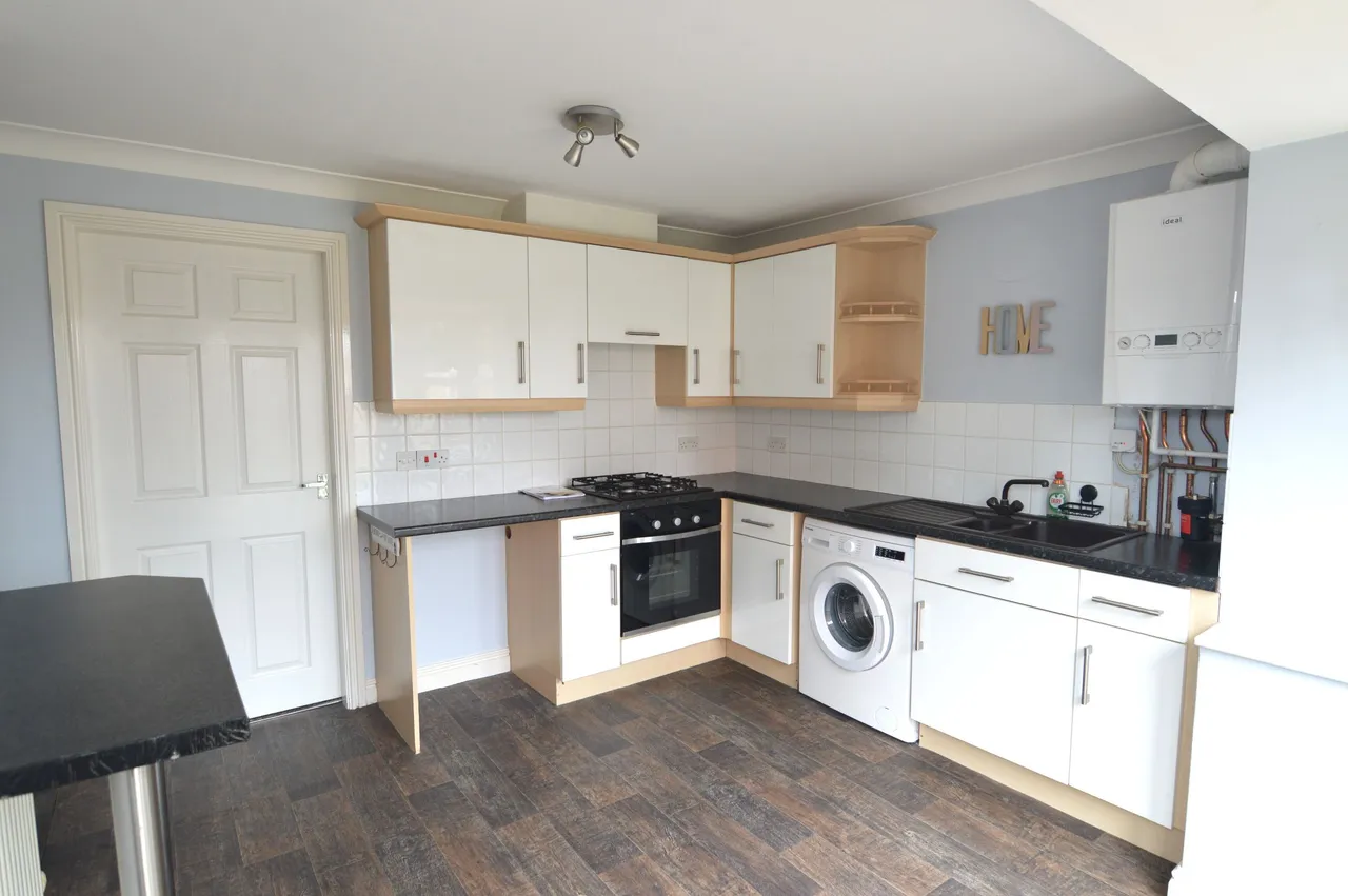 Bramble Close, Grimsby, Lincolnshire, DN31 2DB, photo 4