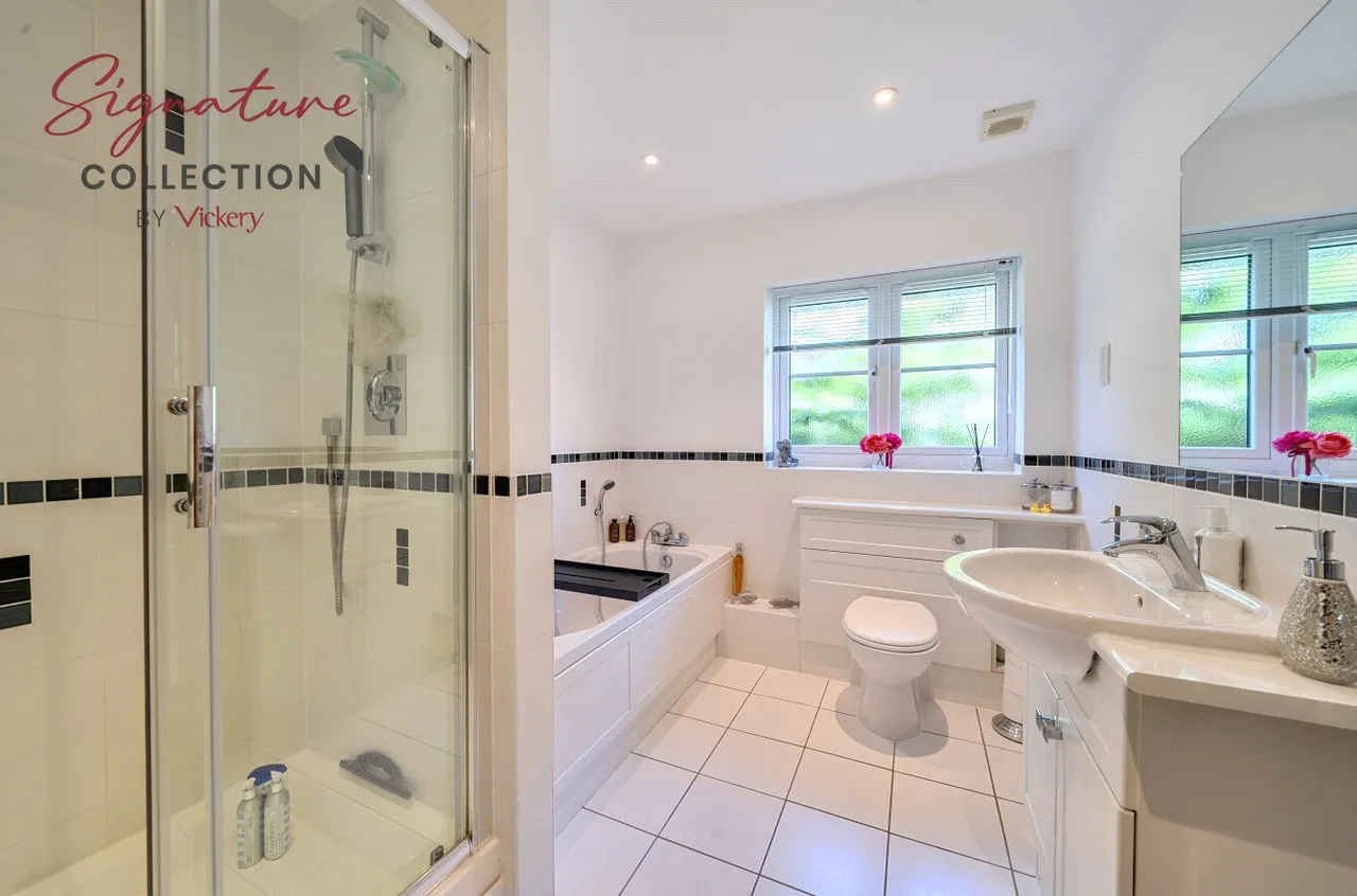 Fernhill Lane, Blackwater, Camberley, Hampshire, GU17 9HA, photo 20
