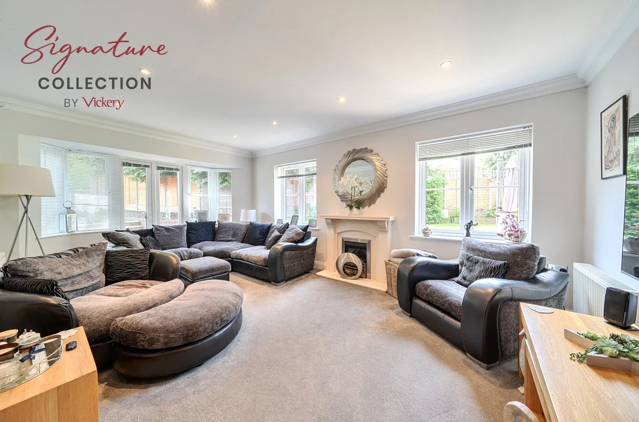 Fernhill Lane, Blackwater, Camberley, Hampshire, GU17 9HA, photo 18