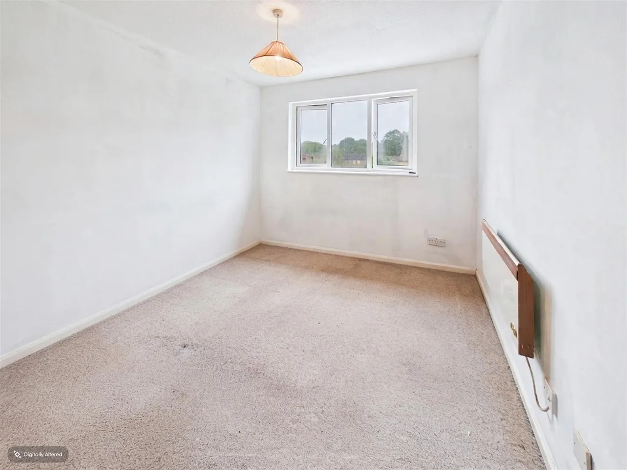 Hillingdale, Broadfield, RH11, photo 4