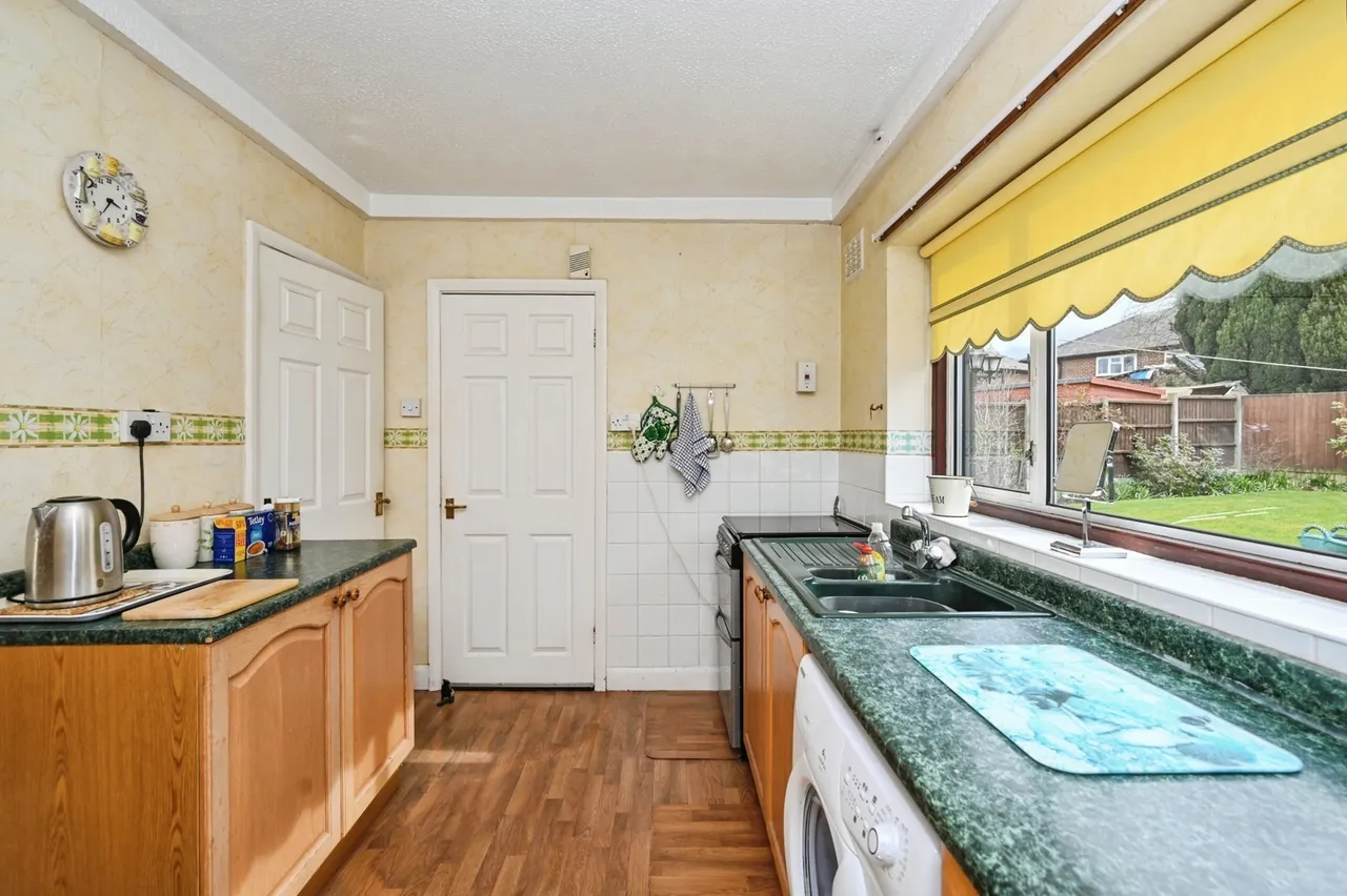 Clapgates Crescent, Cheshire, WA5, photo 7