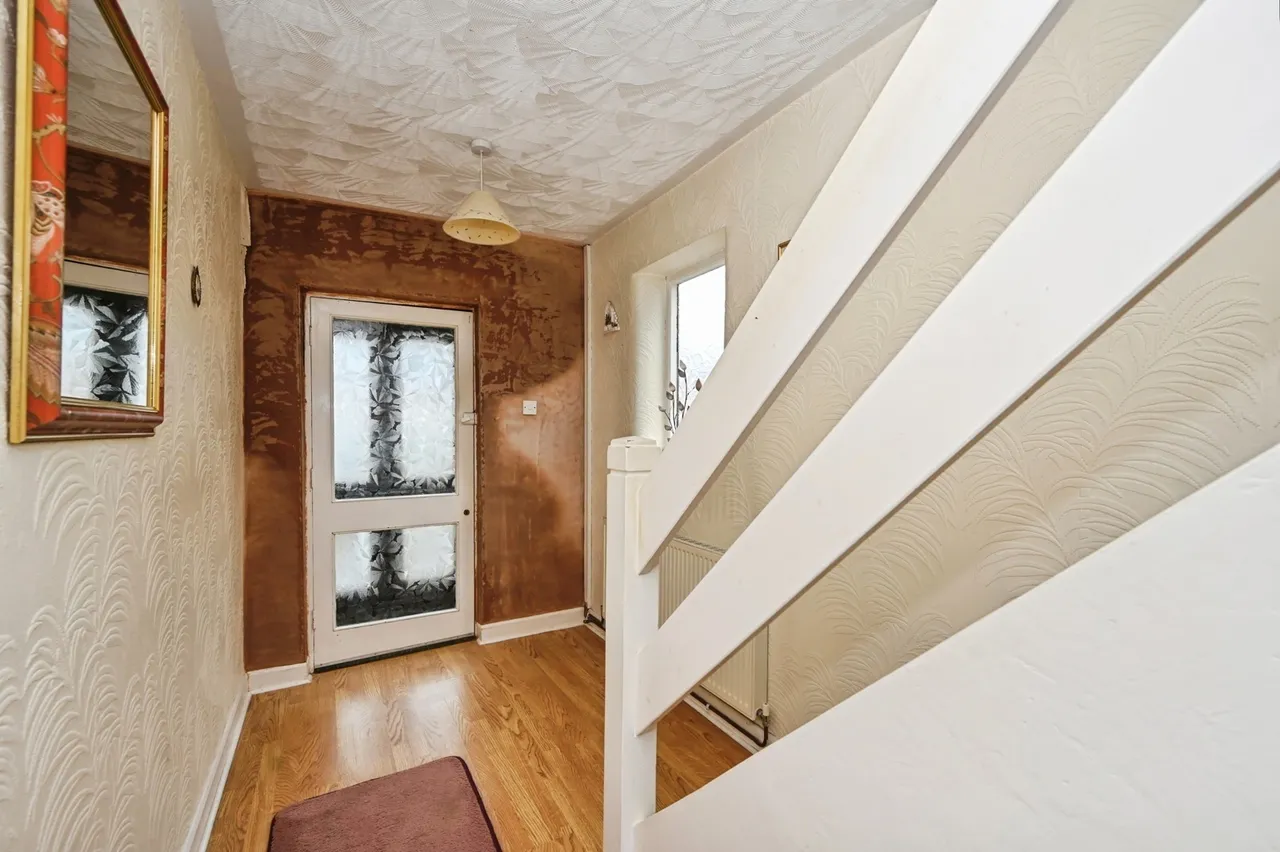 Clapgates Crescent, Cheshire, WA5, photo 11