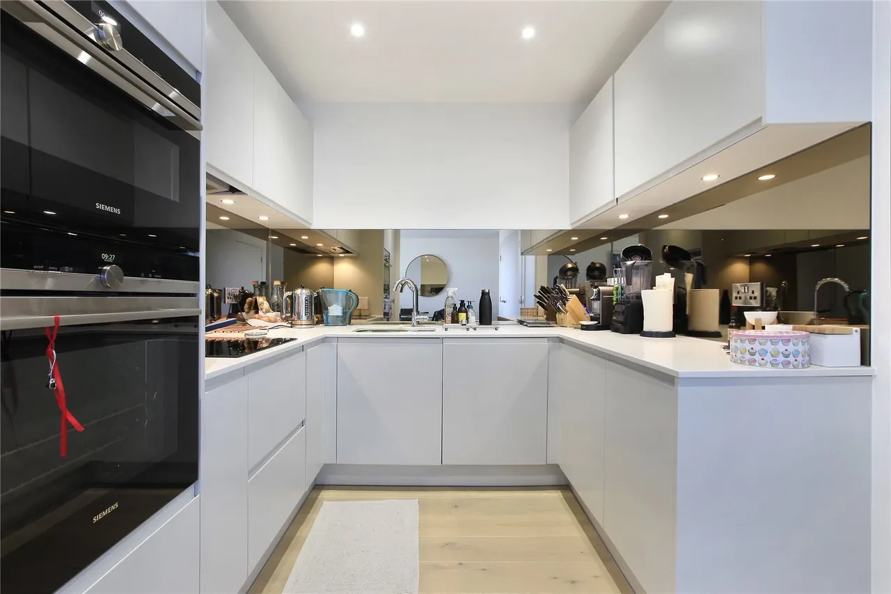 Buckhold Road, London, SW18, photo 12