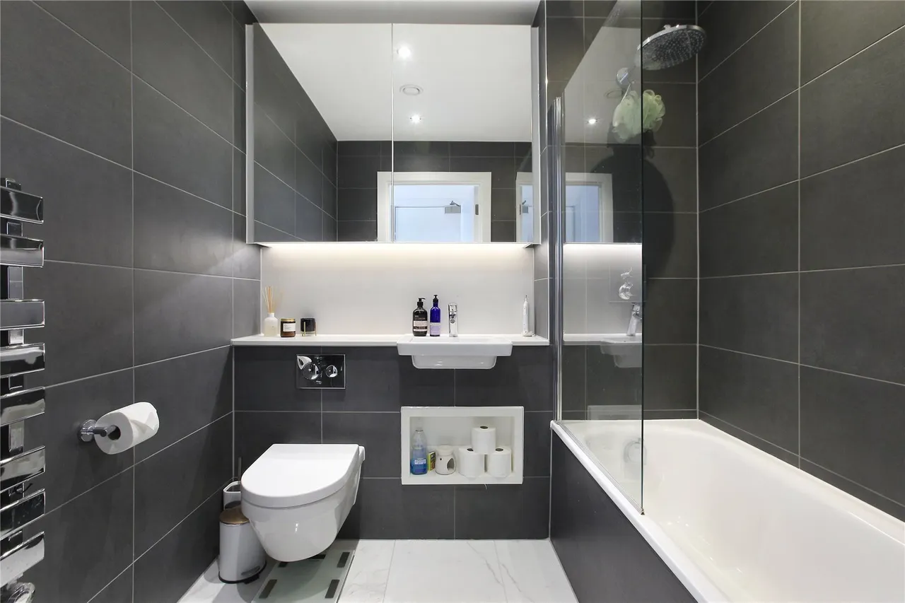 Buckhold Road, London, SW18, photo 14