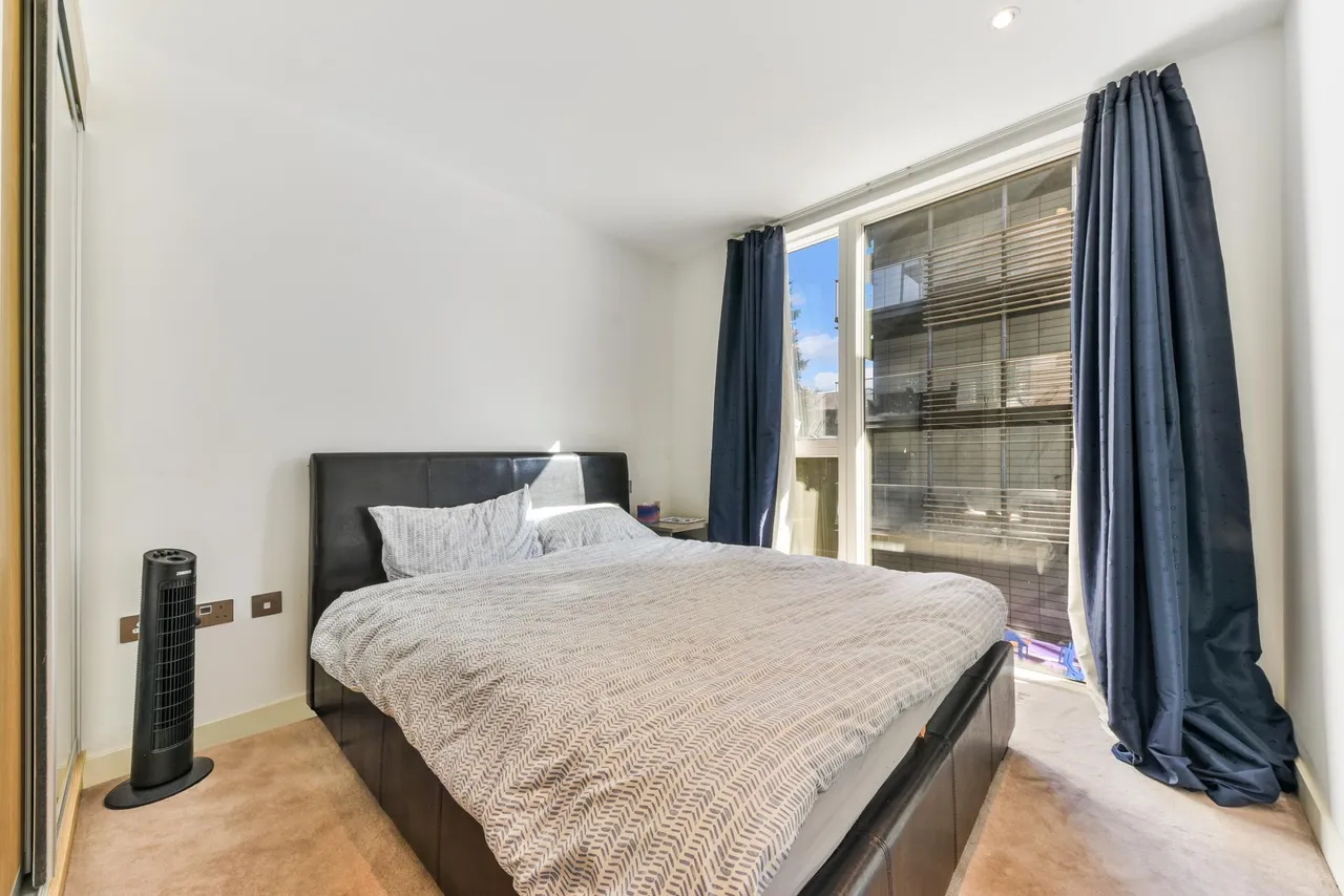 Wapping Lane, Wapping, E1W, photo 8