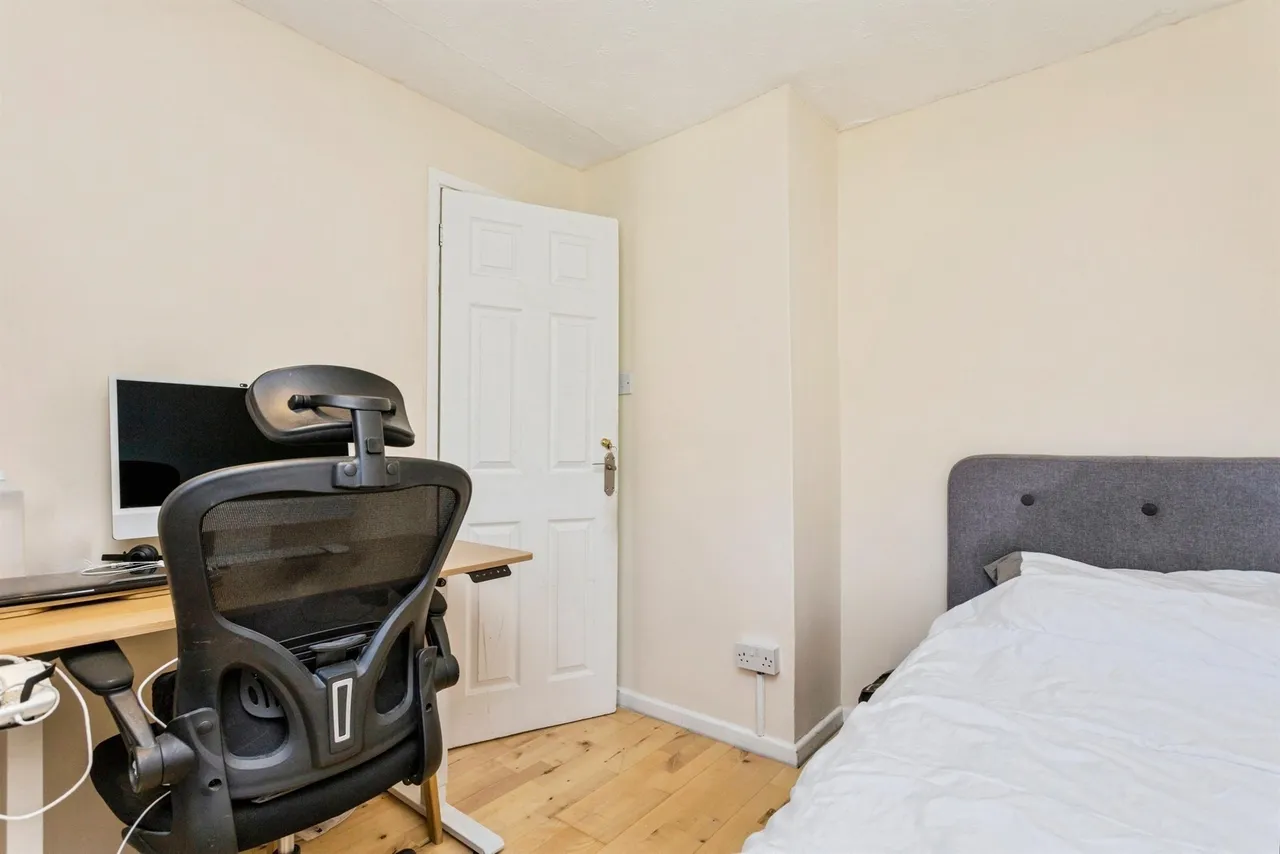 Steyning Close, Crawley, RH10, photo 21