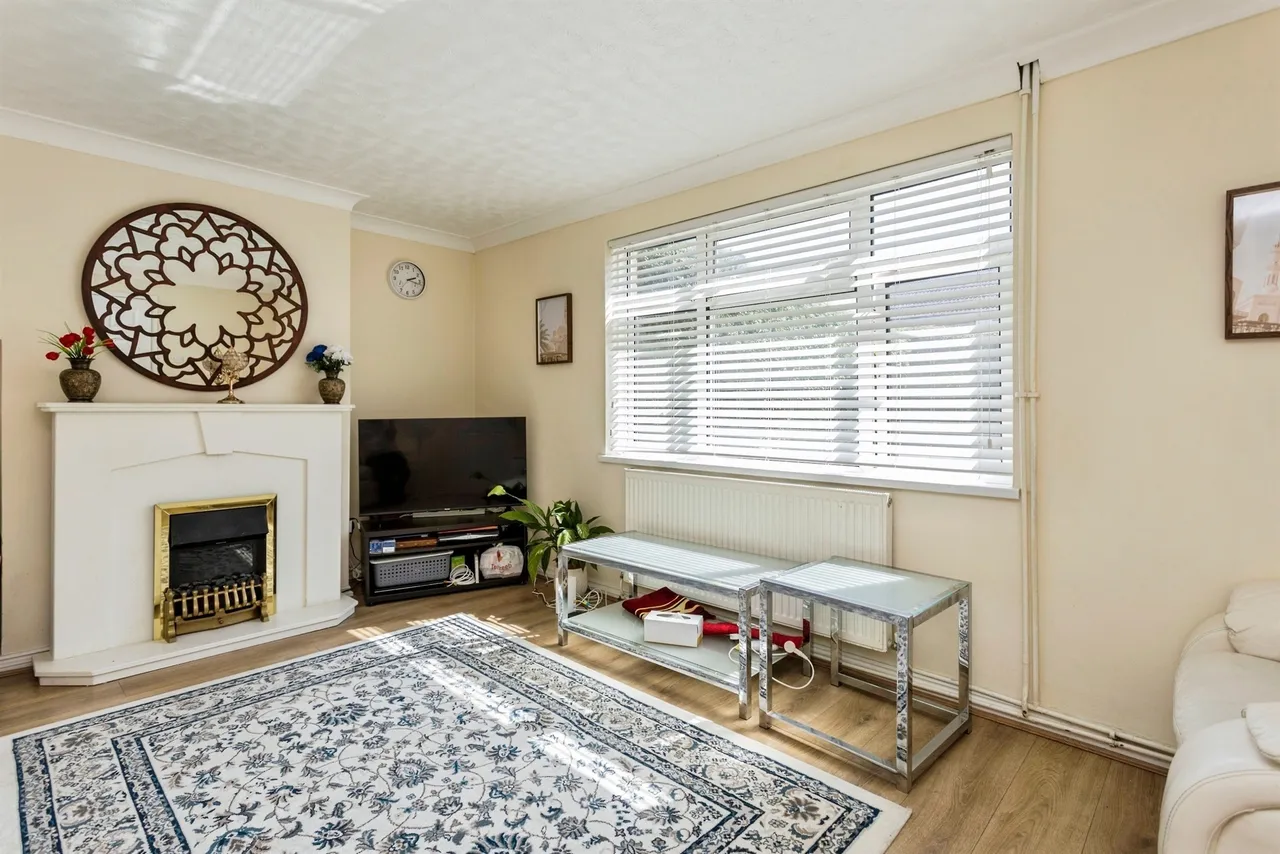 Steyning Close, Crawley, RH10, photo 4