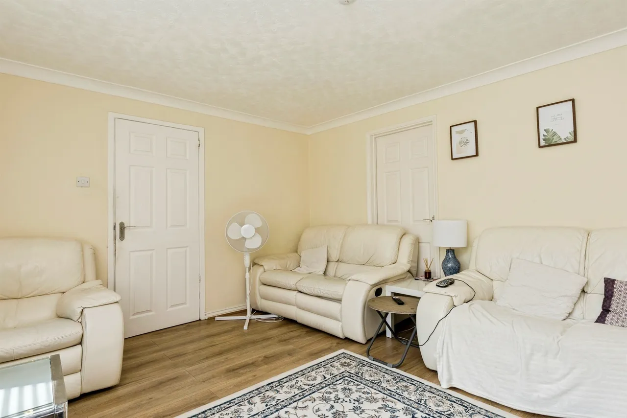 Steyning Close, Crawley, RH10, photo 5
