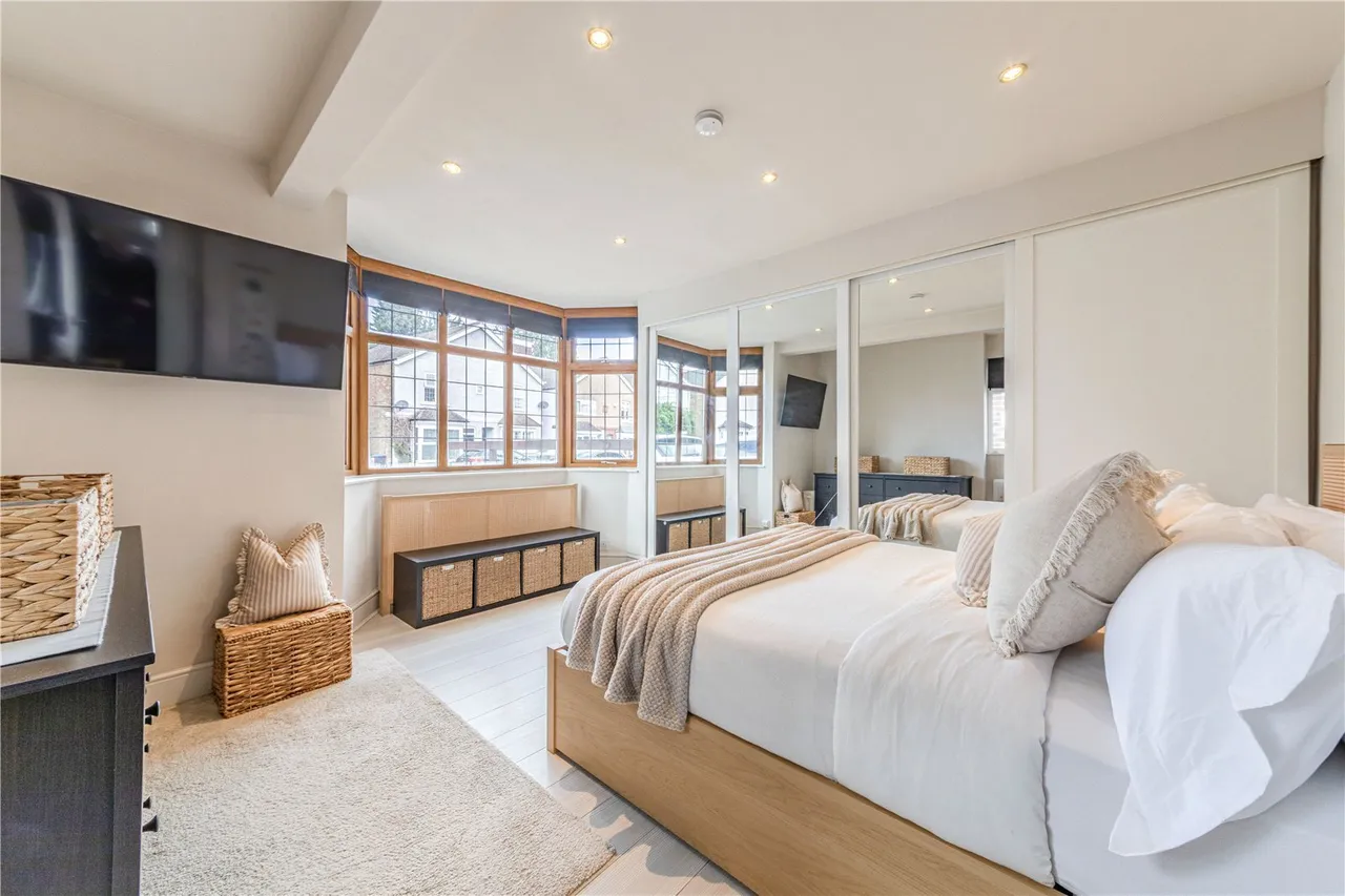 Binfield Road, Byfleet, photo 8