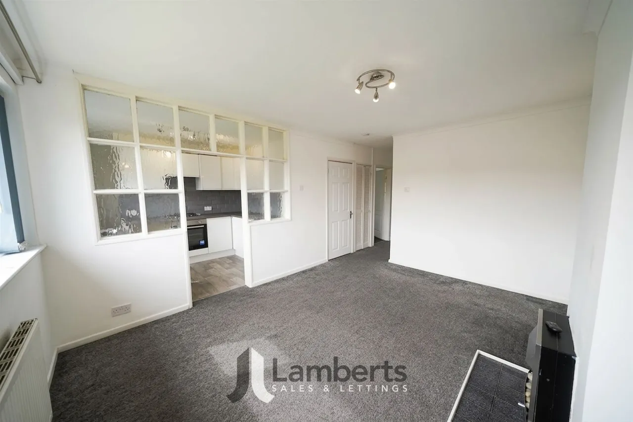 102 Southcrest Road, Redditch, photo 4