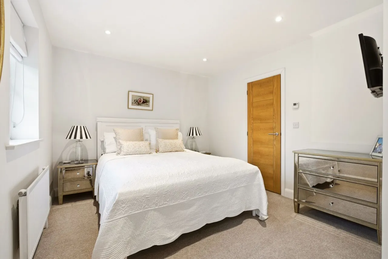 Heron Close, Wheathampstead, AL4, photo 9