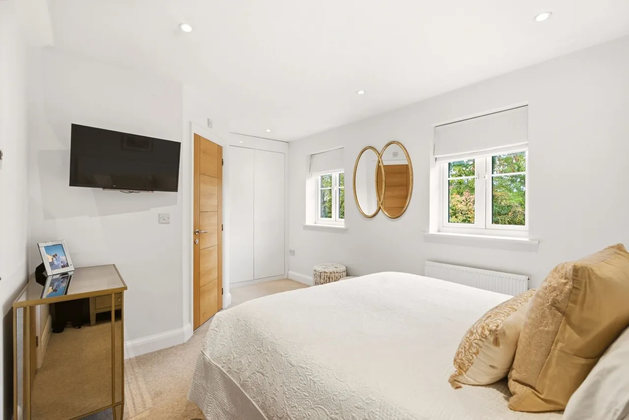 Heron Close, Wheathampstead, AL4, photo 7