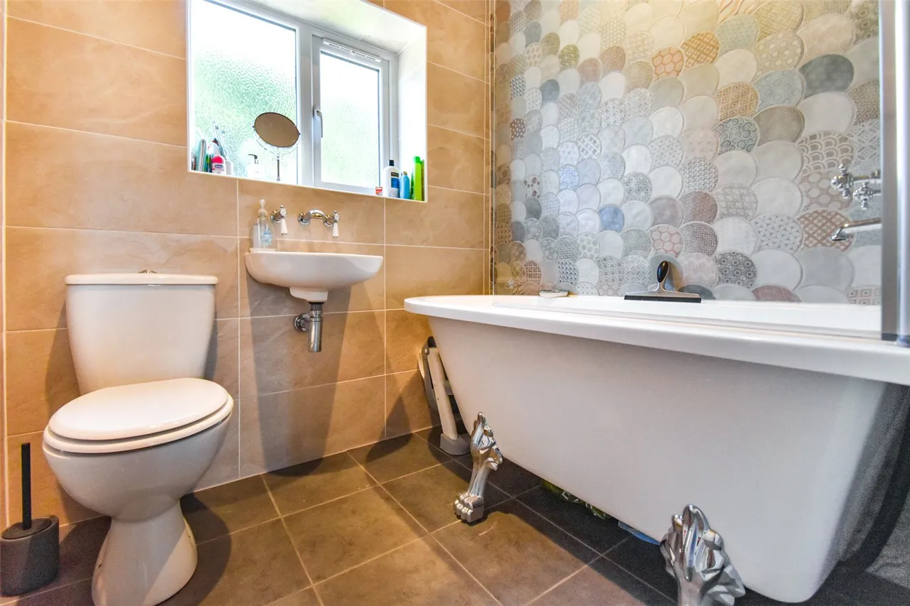 Holly Road, Aldershot, Hampshire, GU12 4RL, photo 7
