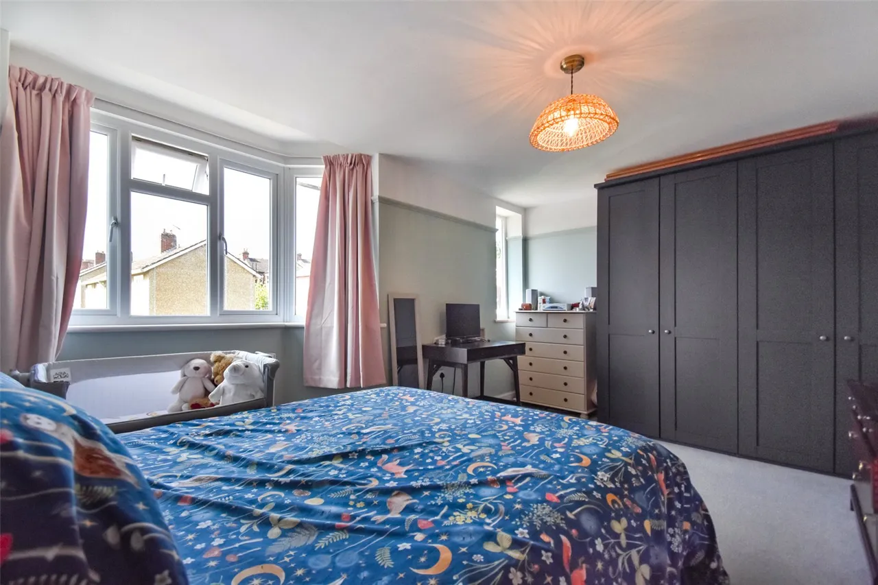 Holly Road, Aldershot, Hampshire, GU12 4RL, photo 9