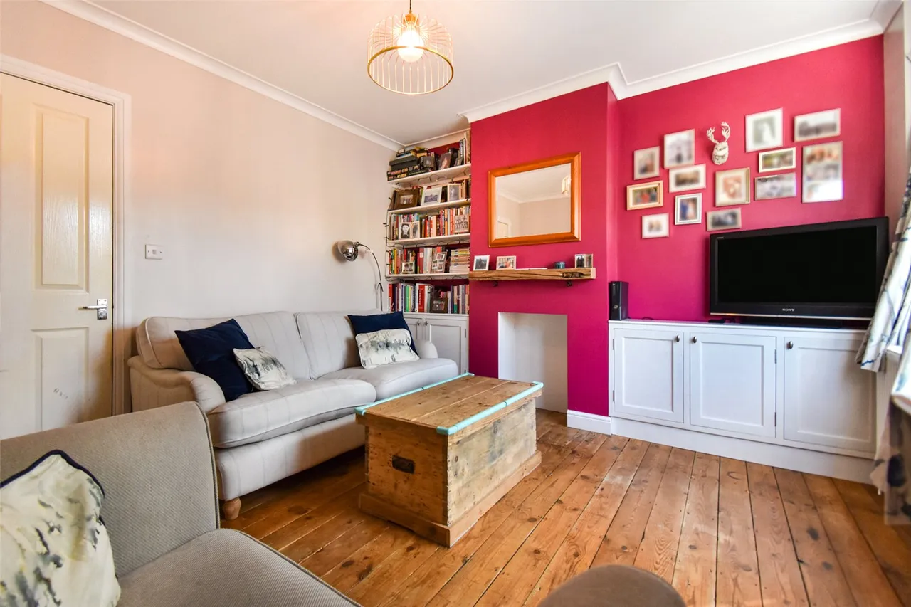 Holly Road, Aldershot, Hampshire, GU12 4RL, photo 4