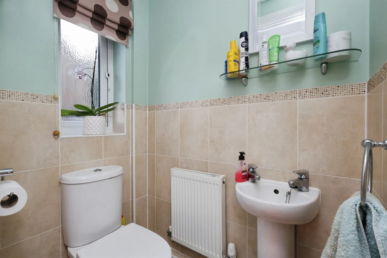 Shetland Close, Hailsham, BN27, photo 11