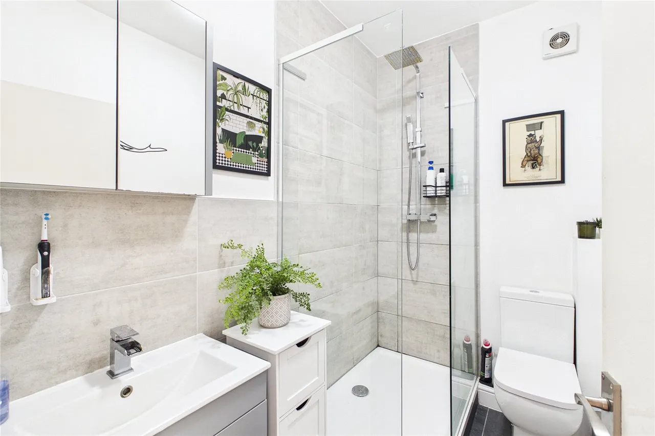 Flat A, 65 Greyhound Lane, London, SW16, photo 7