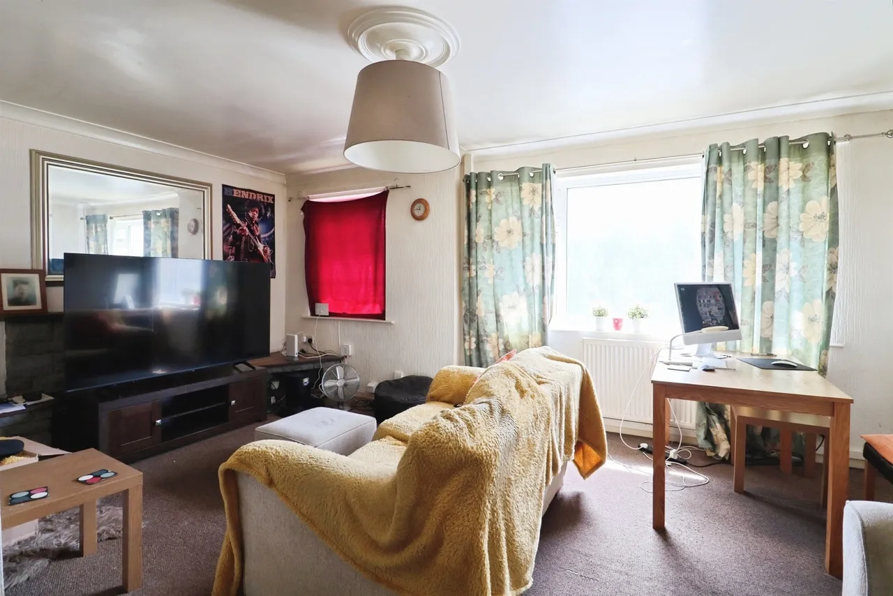 Cranleigh Rise, Rumney, Cardiff, photo 2