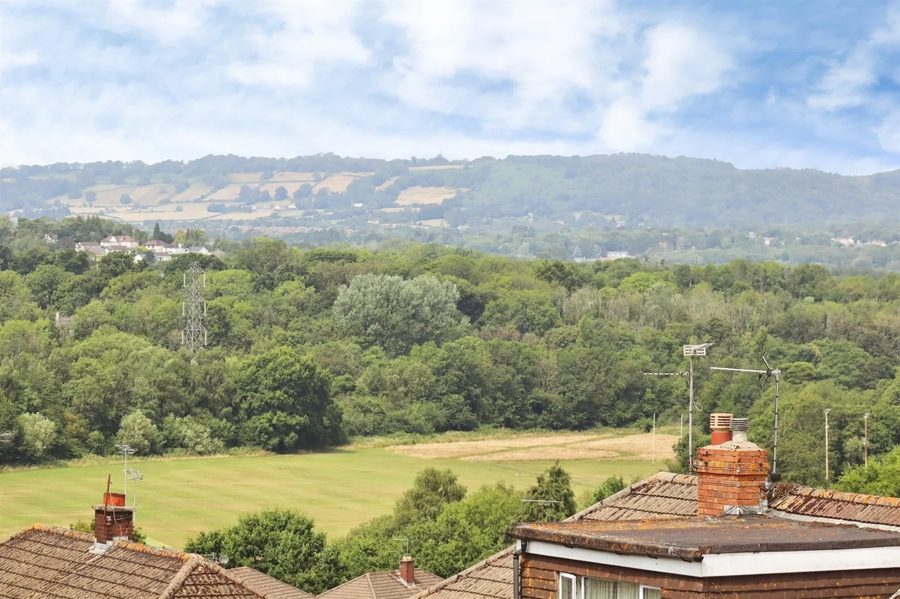 Cranleigh Rise, Rumney, Cardiff, photo 7