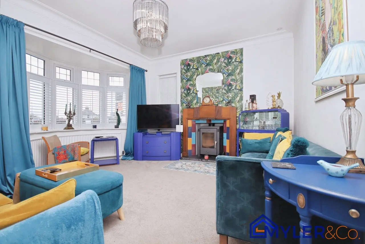 Lunts Heath Road, Widnes, photo 5