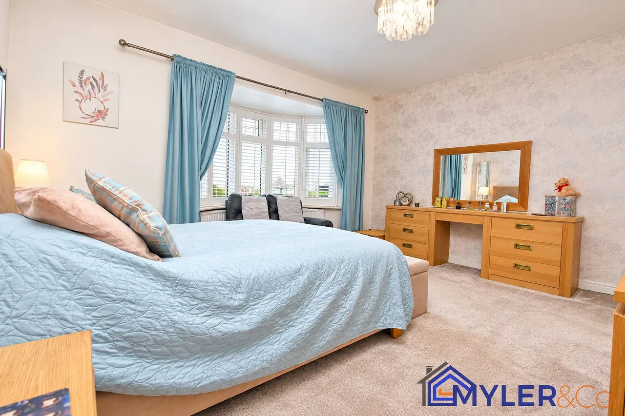 Lunts Heath Road, Widnes, photo 16