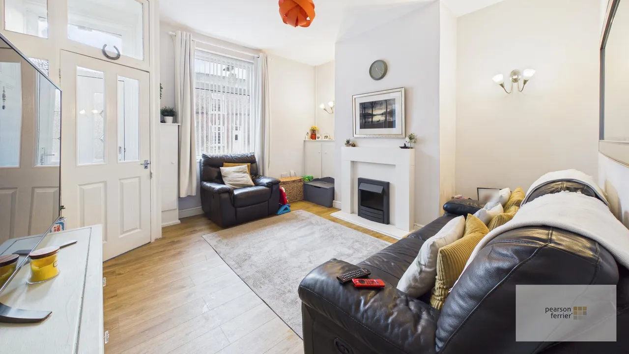 Hilton Street, Bury, Lancashire, BL9 6LT, photo 2