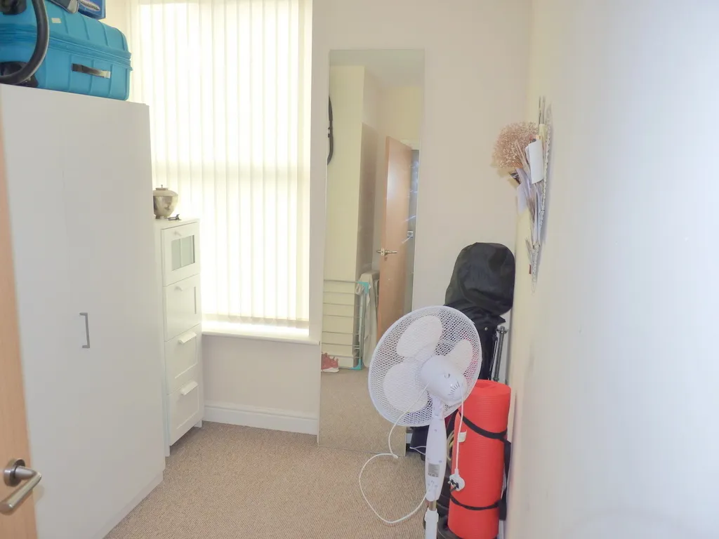 Roklis Manor, Claughton Firs, CH43, photo 6