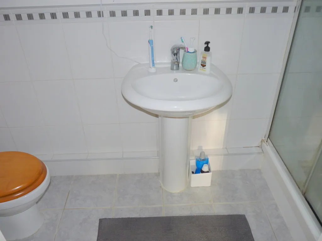 Roklis Manor, Claughton Firs, CH43, photo 5
