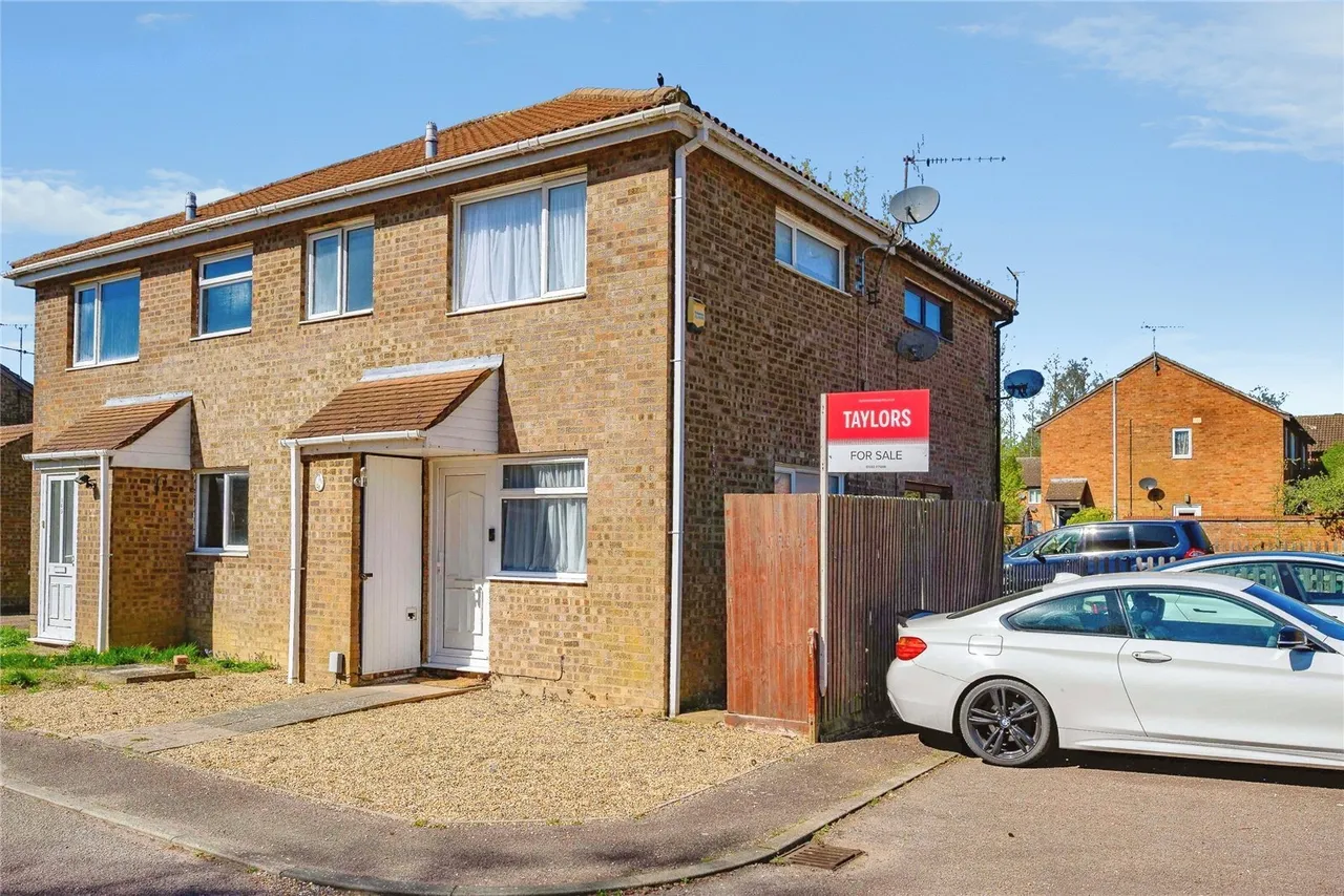 Conway Close, Houghton Regis, Dunstable, Bedfordshire, LU5, photo 10
