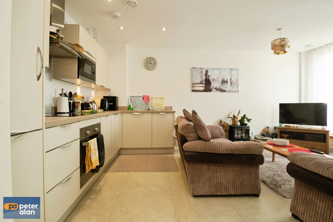 Ferry Court CARDIFF, CF11, photo 9