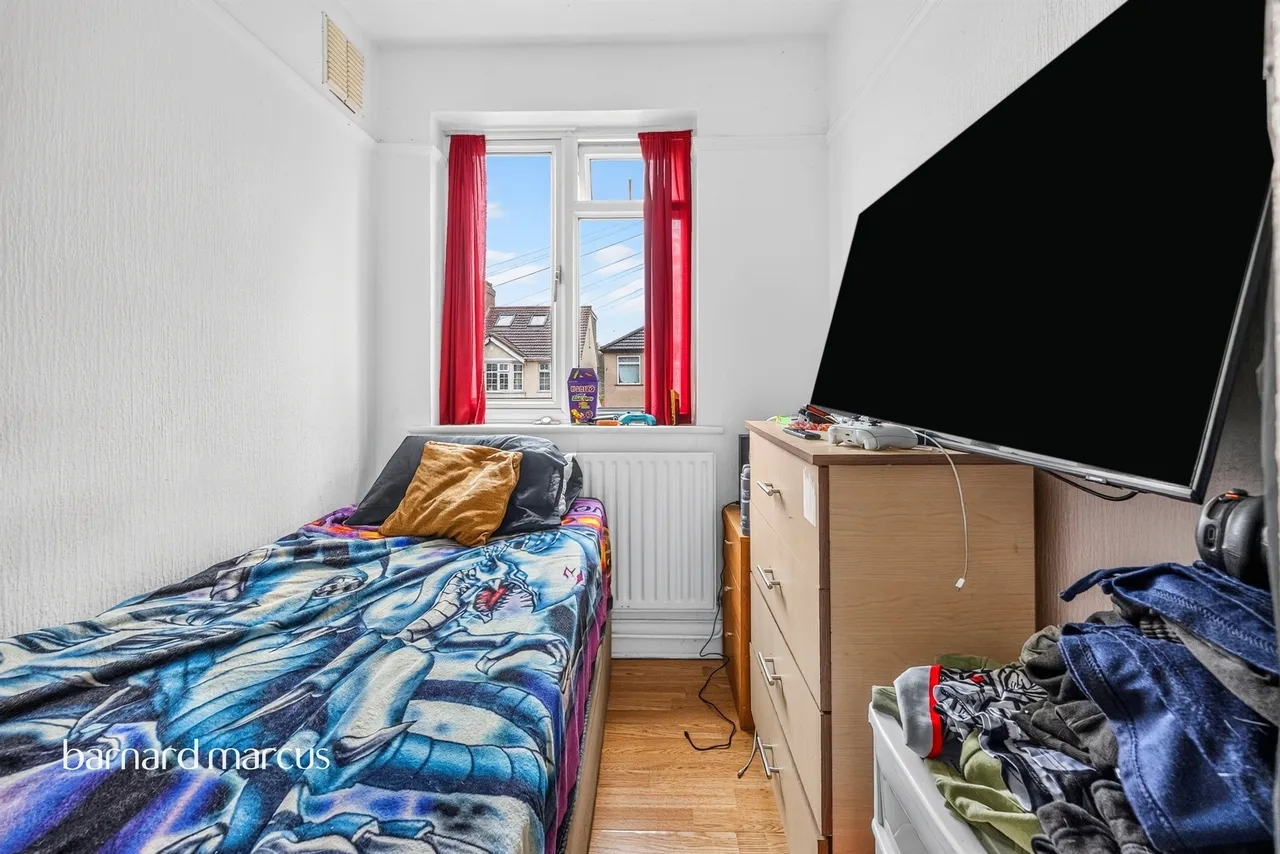 Kynaston Avenue, Thornton Heath, CR7, photo 11