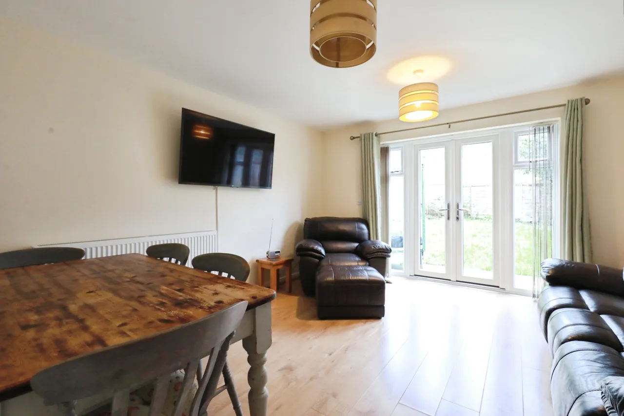 Turnpike Close, Worcester, WR6, photo 2