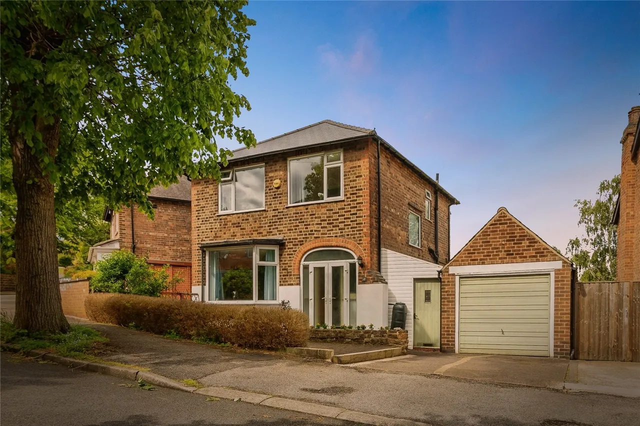 The Crescent, Woodthorpe, NG5, photo 2