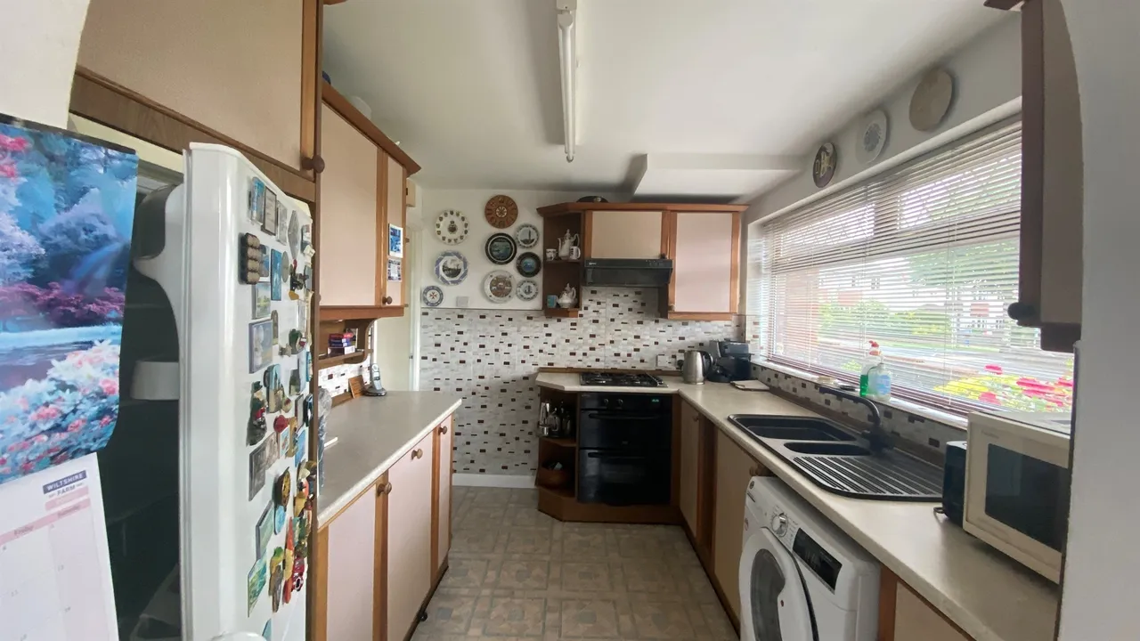 Hastings Place, Penarth, CF64, photo 4