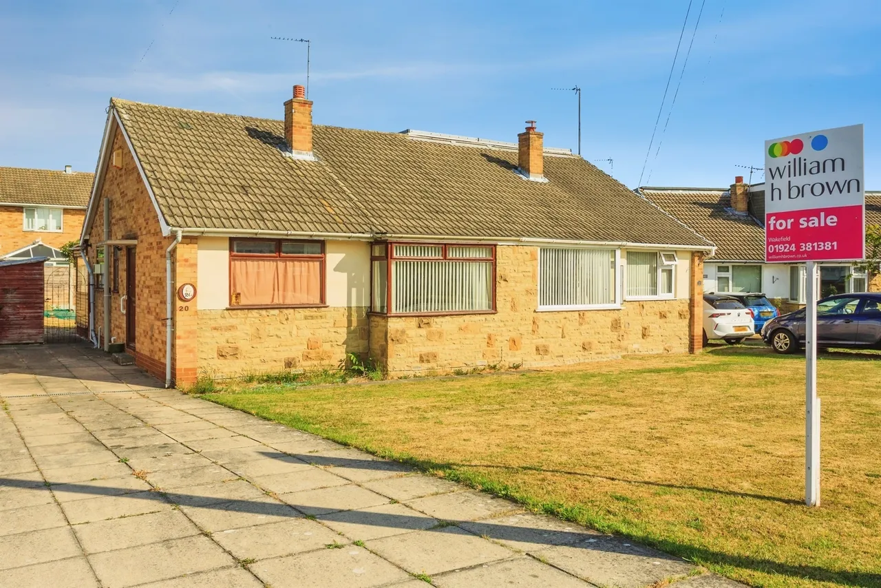 2 bed house for sale — Fernlea Close, Crofton, Wakefield