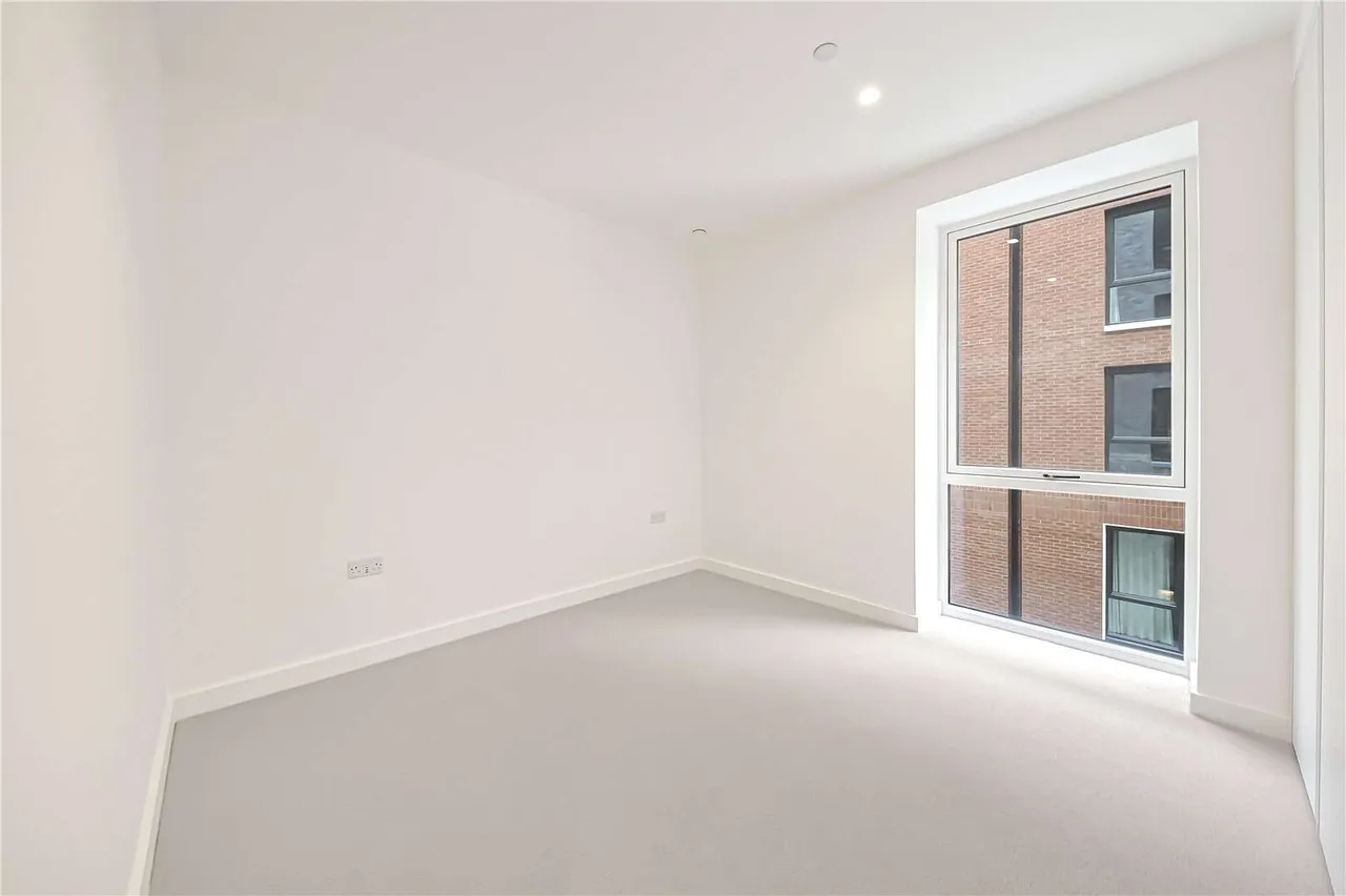Parkview Avenue, London, NW2, photo 10