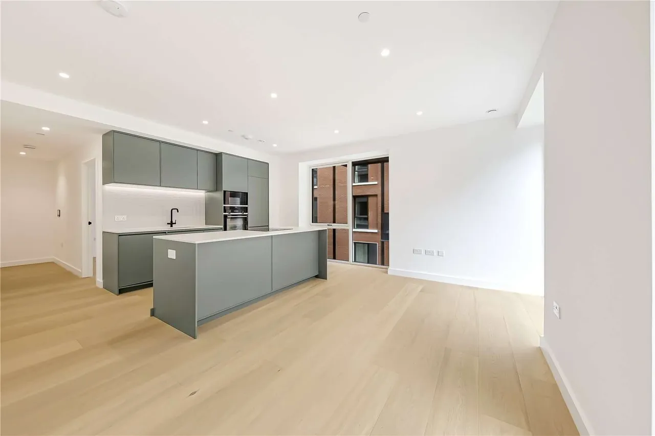 2 bed new development to rent, Parkview Avenue, London, NW2