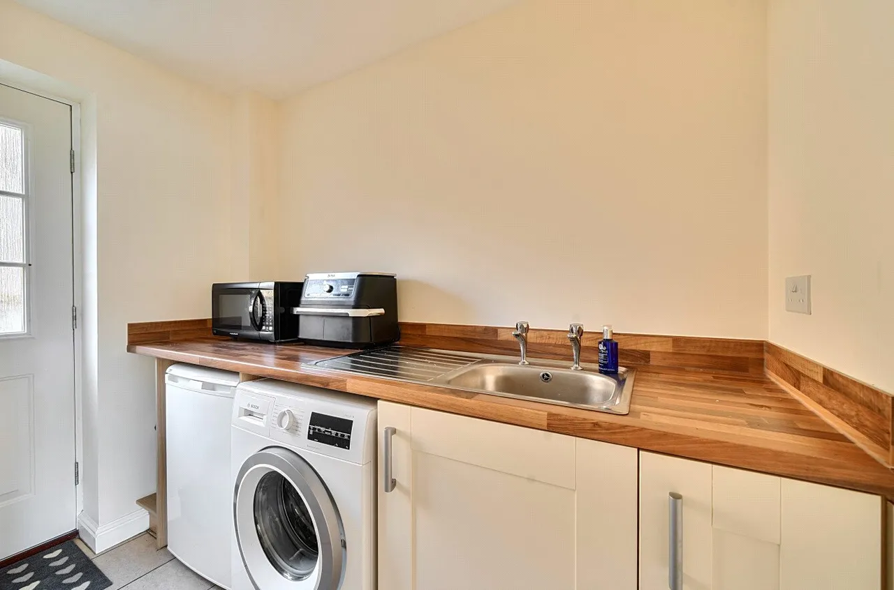 Meredith Close, Creech St. Michael, Taunton, Somerset, TA3 5BF, photo 9