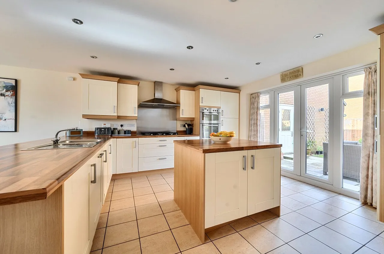 Meredith Close, Creech St. Michael, Taunton, Somerset, TA3 5BF, photo 6