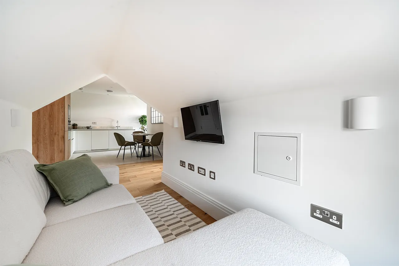 Hermitage Place, Bath Road, Taplow, Maidenhead, photo 4