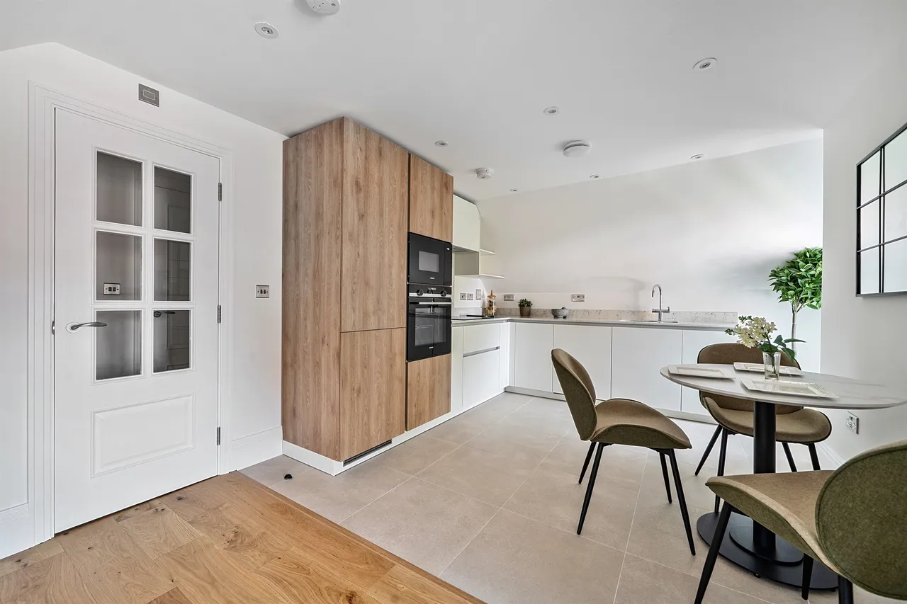 Hermitage Place, Bath Road, Taplow, Maidenhead, photo 2