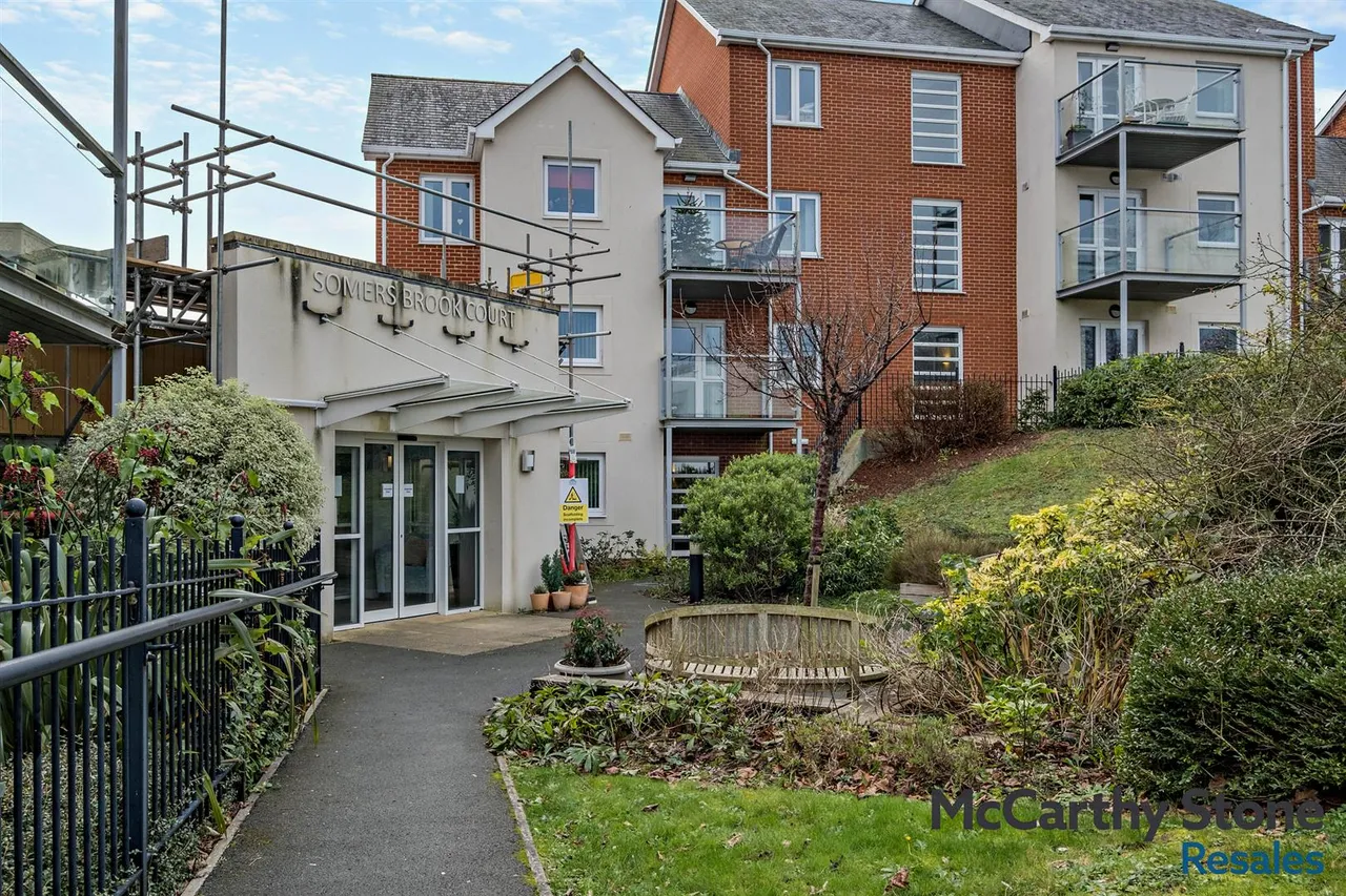 Foxes Road, Newport, PO30, photo 8