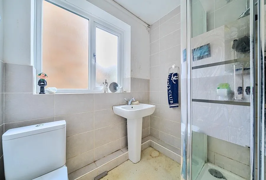 Heatherdene Close, Mitcham, CR4, photo 7