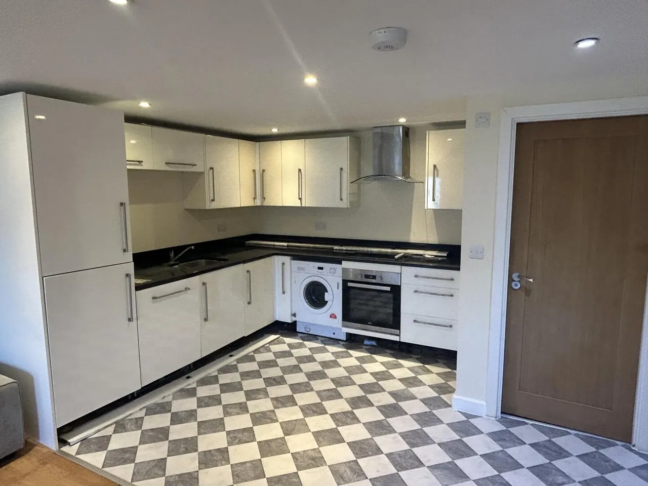 Manor Road, South Norwood, photo 2