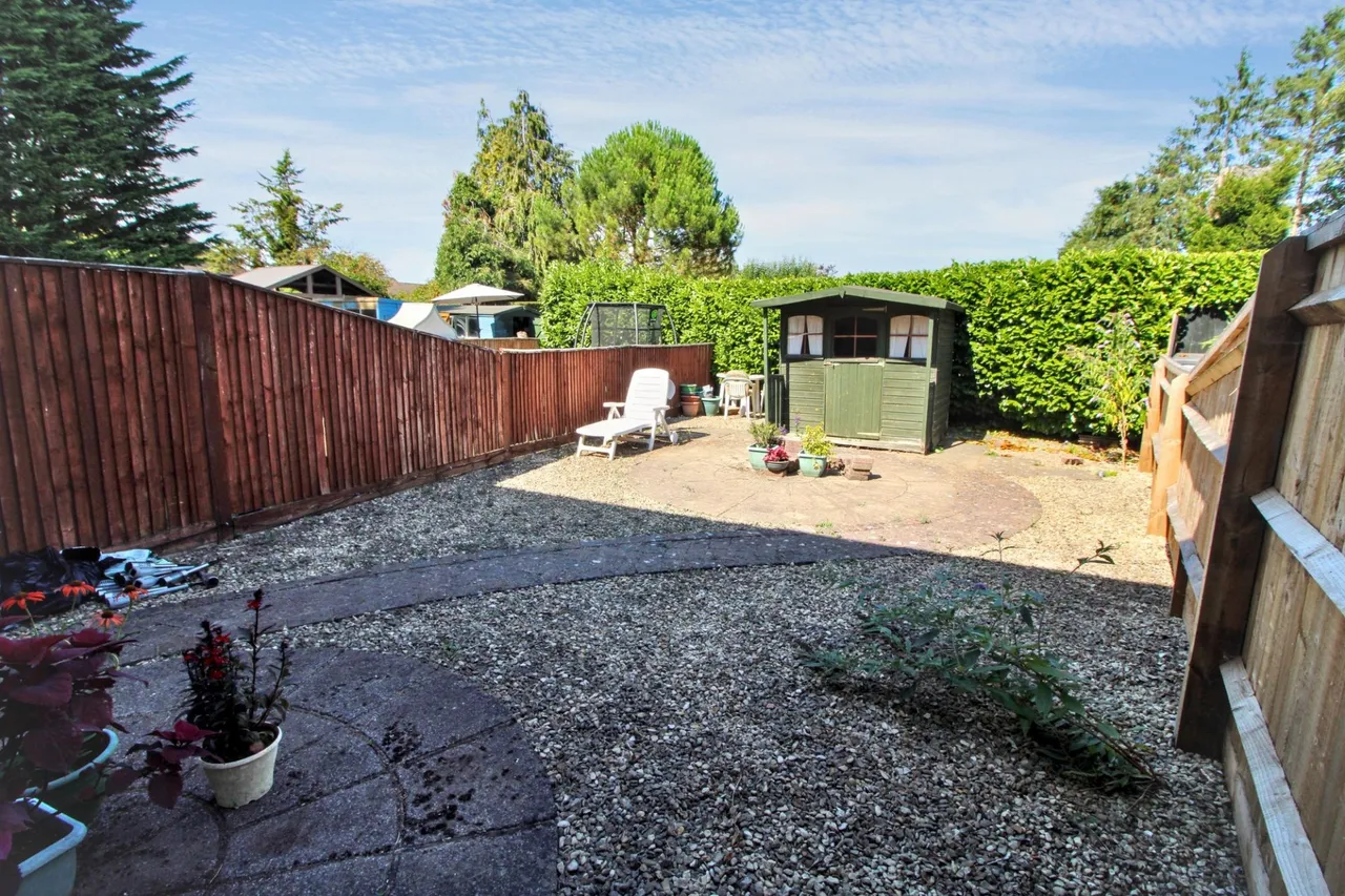 Amersham Road, Hazlemere, HP15, photo 11