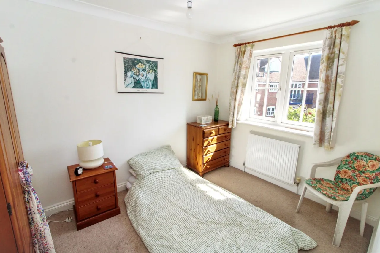 Amersham Road, Hazlemere, HP15, photo 9