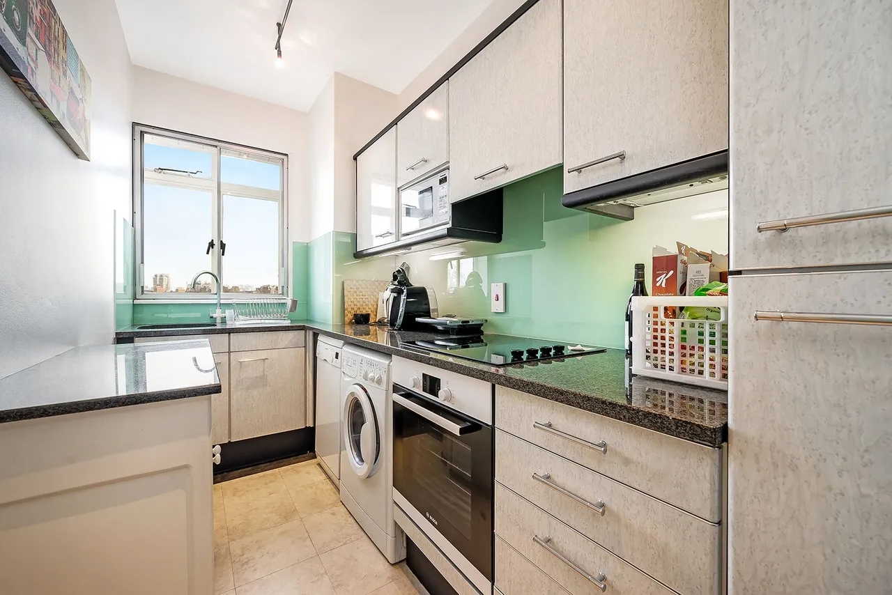 Whitelands House, London, SW3, photo 4