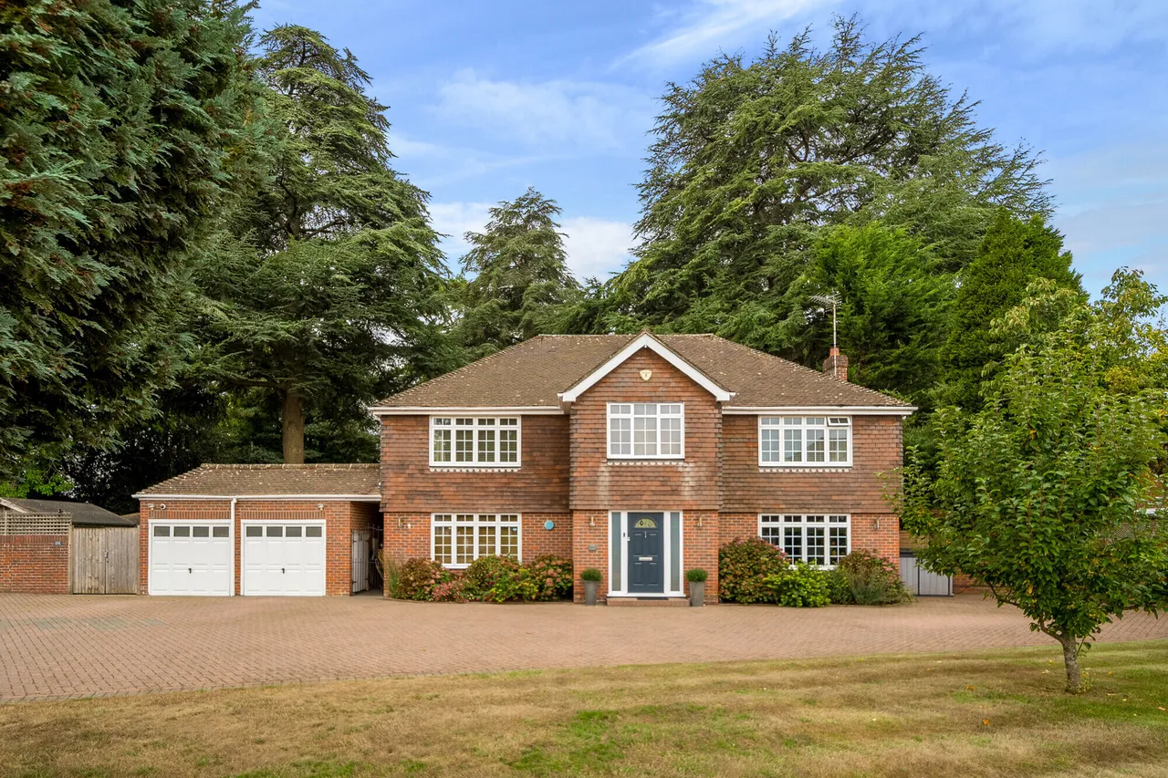 5 bed house for sale — Westminster Close, High Wycombe, HP11