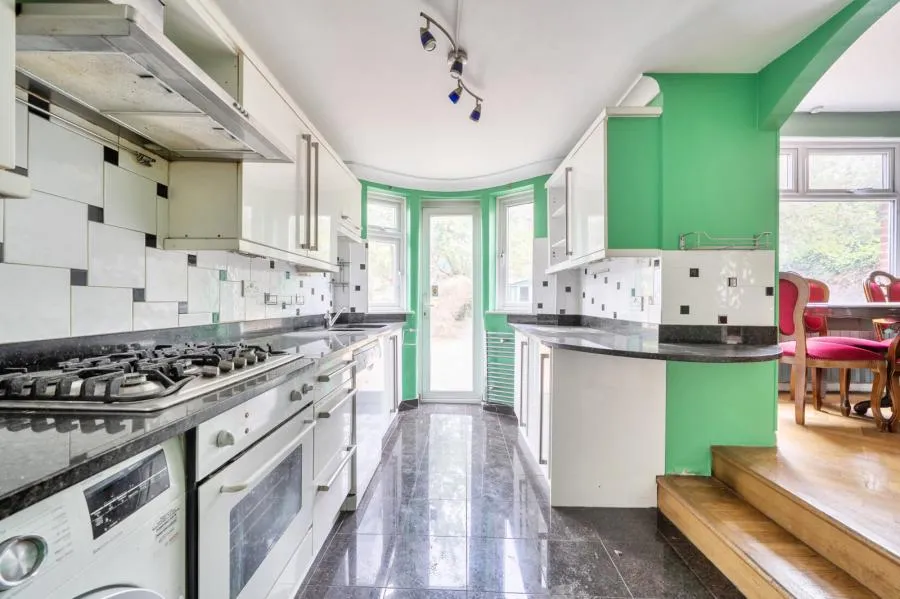 Hillcrest Gardens, London, N3, photo 6
